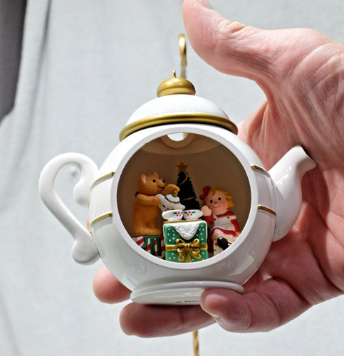 Hallmark keepsake christmas - keepsake,